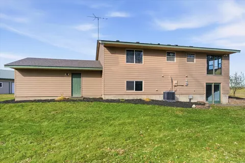 9233 140th St, Milaca, MN 56353 photo 16