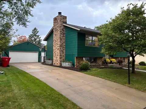 1633 8th Ave SE, Rochester, MN 55904