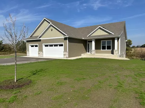 2236 Payten Ln, Jordan, MN 55352