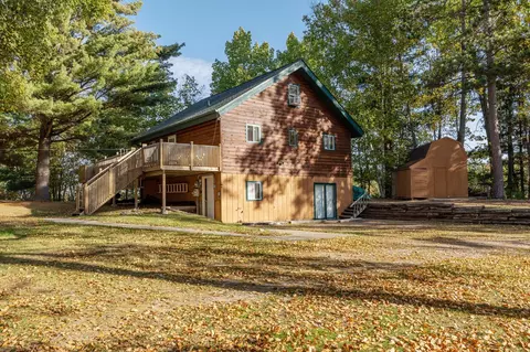 1546 Division St W, Backus, MN 56435