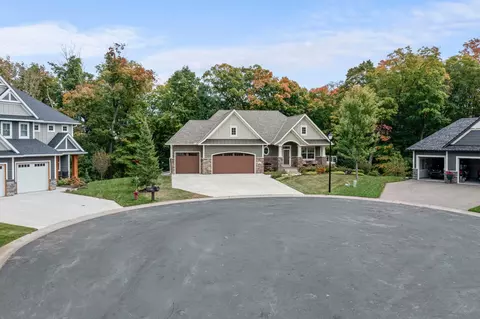 2008 Little Creek Cir, Rockford, MN 55373