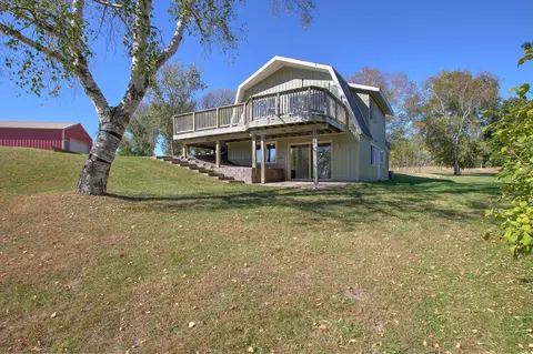 1964 313th Ave NE, Cambridge, MN 55008
