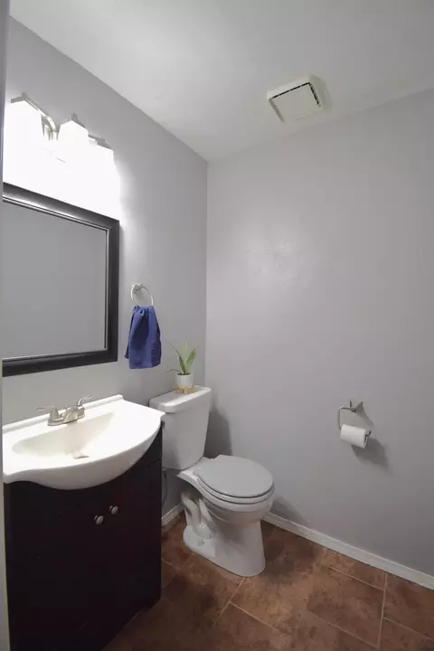 Other - 825 S Olson Ave #F, Appleton, WI 54914 photo 7 of 9