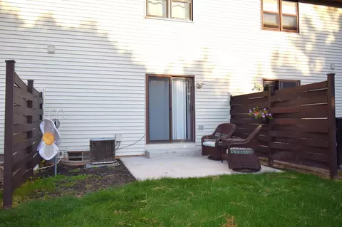 Exterior - 825 S Olson Ave #F, Appleton, WI 54914 photo 3 of 3