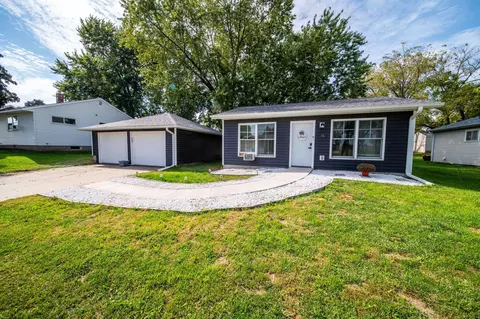 16 2nd St SE, Altura, MN 55910