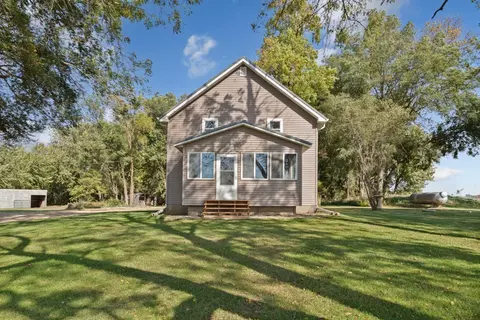 42130 436th St, Saint Peter, MN 56082