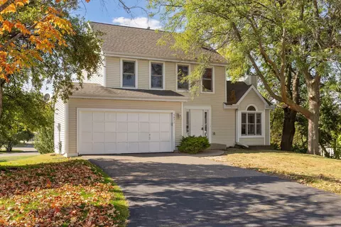5071 Arrowood Ln N, Plymouth, MN 55442
