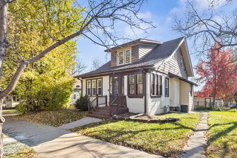 1102 Case Ave, Saint Paul, MN 55106