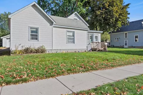 626 6th St W, Hastings, MN 55033