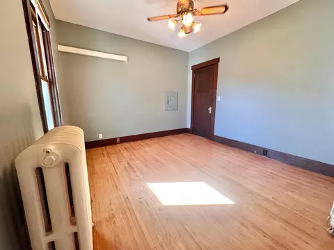 Bedroom - 400 4th St N, Marshall, MN 56258 photo 4 of 4