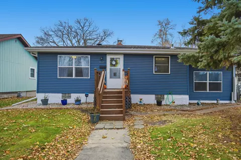 1626 11th St N, Fargo, ND 58102