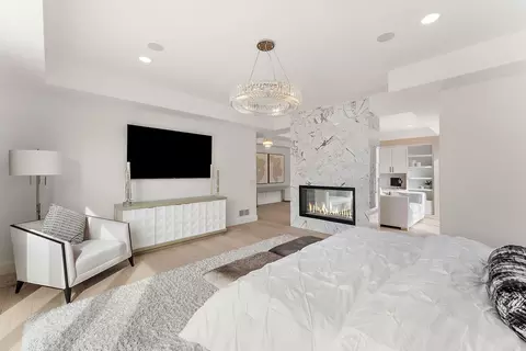 Bedroom - 3655 Northome Rd, Wayzata, MN 55391 photo 2 of 6