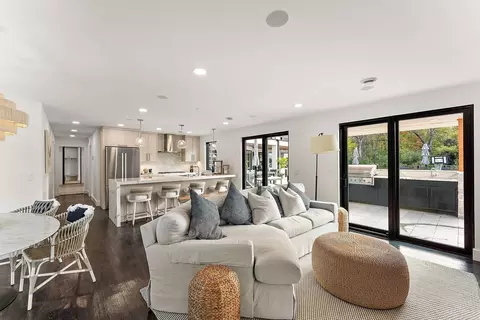 Living - 3655 Northome Rd, Wayzata, MN 55391 photo 7 of 9