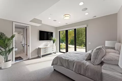 Bedroom - 3655 Northome Rd, Wayzata, MN 55391 photo 6 of 6