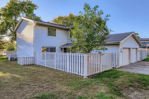 970 Monterey Dr, Shoreview, MN 55126
