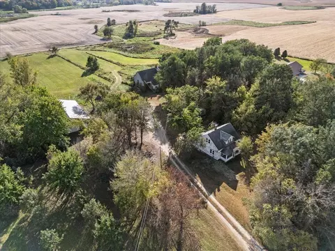 8785 110th St SW, Howard Lake, MN 55349