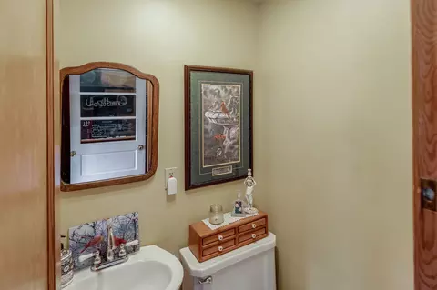 Bath - 9925 Saint Mathias Rd, Brainerd, MN 56401 photo 1 of 4