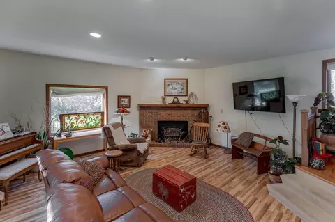 Living - 9925 Saint Mathias Rd, Brainerd, MN 56401 photo 2 of 5