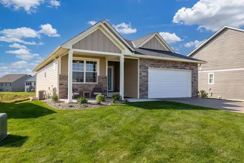 17963 Greenwich Way, Lakeville, MN 55044