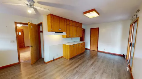 707 S 3rd Ave, Albert Lea, MN 56007 photo 4