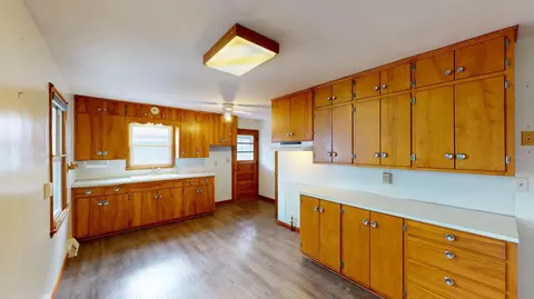 707 S 3rd Ave, Albert Lea, MN 56007 photo 5