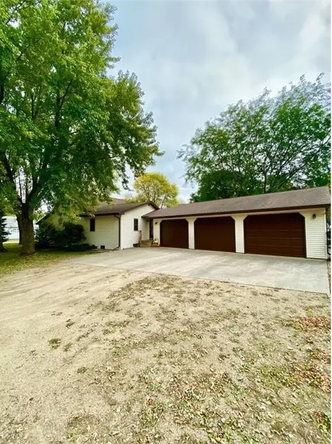 110 N Grant St, Taunton, MN 56291