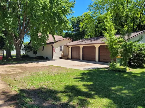 110 N Grant St, Taunton, MN 56291