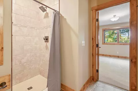 Bath - 20060 Vine St, Excelsior, MN 55331 photo 11 of 11