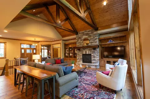 Living - 20060 Vine St, Excelsior, MN 55331 photo 2 of 6