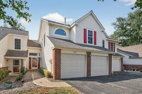 11015 Oregon Curv, Bloomington, MN 55438