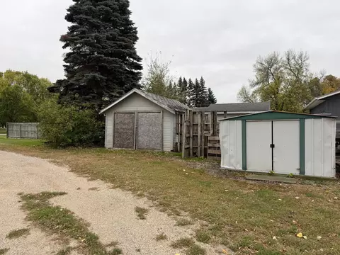 Exterior - 1208 Webster St, Lisbon, ND 58054 photo 3 of 3