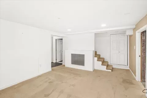 Living - 1417 E 10th St, Duluth, MN 55805 photo 6 of 6