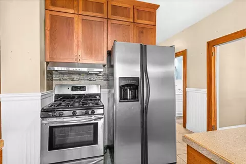 Kitchen - 1417 E 10th St, Duluth, MN 55805 photo 1 of 2