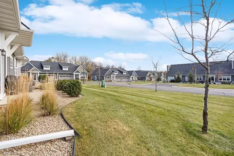 Exterior - 13692 Brookview Path, Rosemount, MN 55068 photo 3 of 3