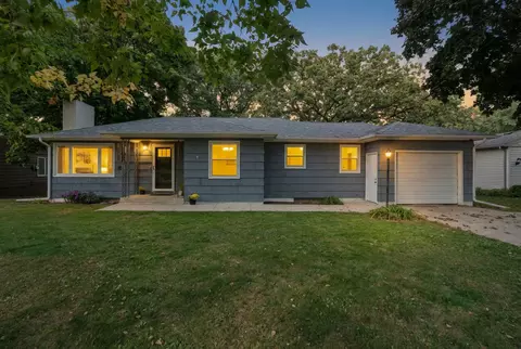 120 Ridge Rd, Albert Lea, MN 56007