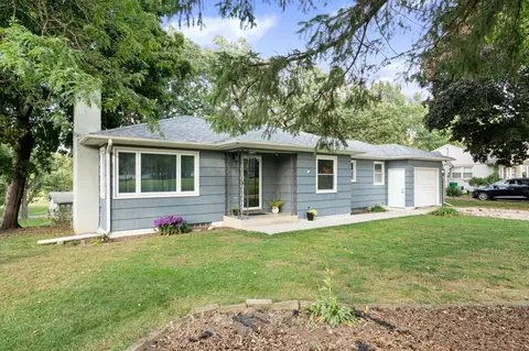 120 Ridge Rd, Albert Lea, MN 56007