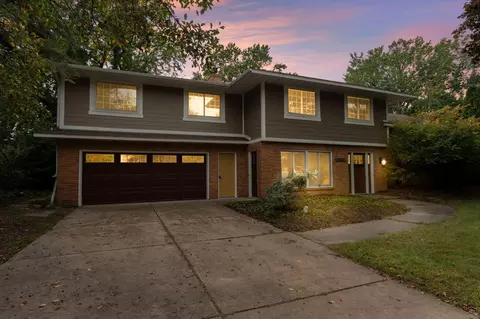3396 Glen Oaks Ave, White Bear Lake, MN 55110