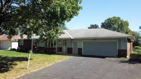8633 Grospoint Ave S, Cottage Grove, MN 55016
