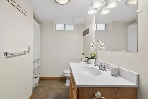 Bath - 2237 Maple Ln E, Maplewood, MN 55109 photo 2 of 2