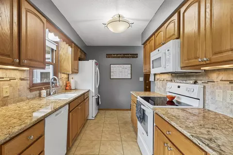 Kitchen - 2237 Maple Ln E, Maplewood, MN 55109 photo 2 of 4