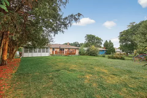 Exterior - 2237 Maple Ln E, Maplewood, MN 55109 photo 5 of 10