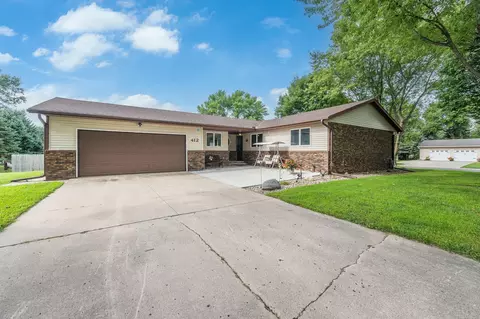 412 Linda St, Jackson, MN 56143