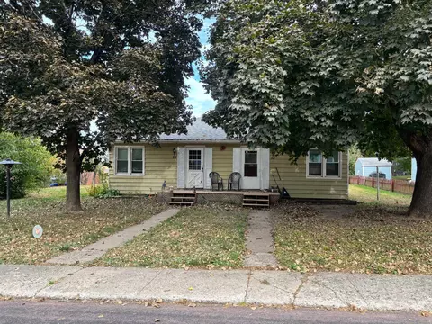 5254 Cottage St, Fairmont, MN 56031