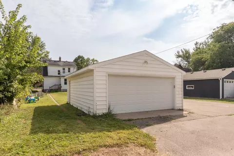 109 2nd St E, Jordan, MN 55352 photo 32