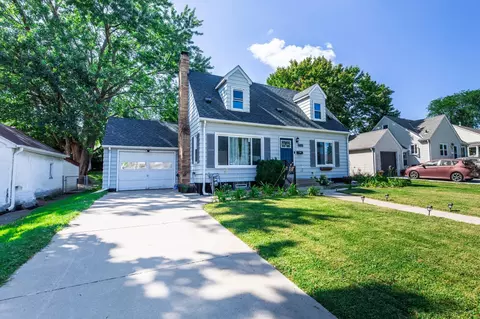 621 17th Ave N, South Saint Paul, MN 55075
