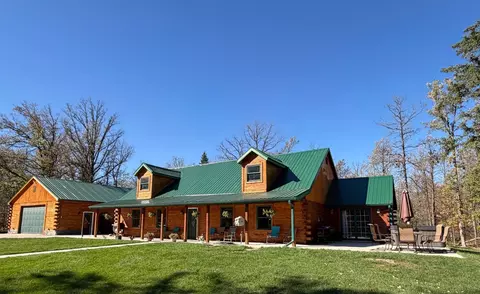 17256 Trengove Rd NW, Solway, MN 56678