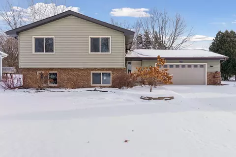 7244 Quantico Ln N, Maple Grove, MN 55311