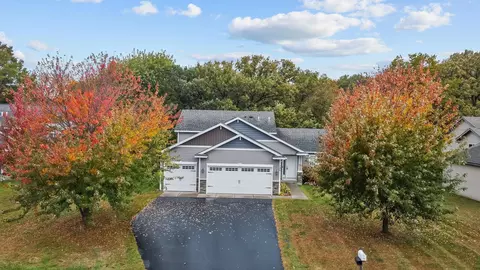 105 8th Ave SE, Isanti, MN 55040