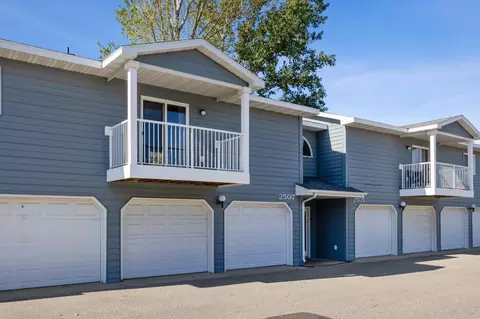 2507 25th St S #201K, Fargo, ND 58103