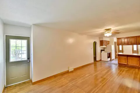 140 High Ave, Willmar, MN 56201 photo 3